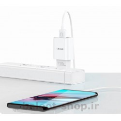 شارژر دیواری یوسمز مدل T21 با یک خروجی USB فست شارژ 2.1 آمپر مناسب برای شارژ انواع گوشی و دستگاه‌های دارای سوکت شارژ میکرو